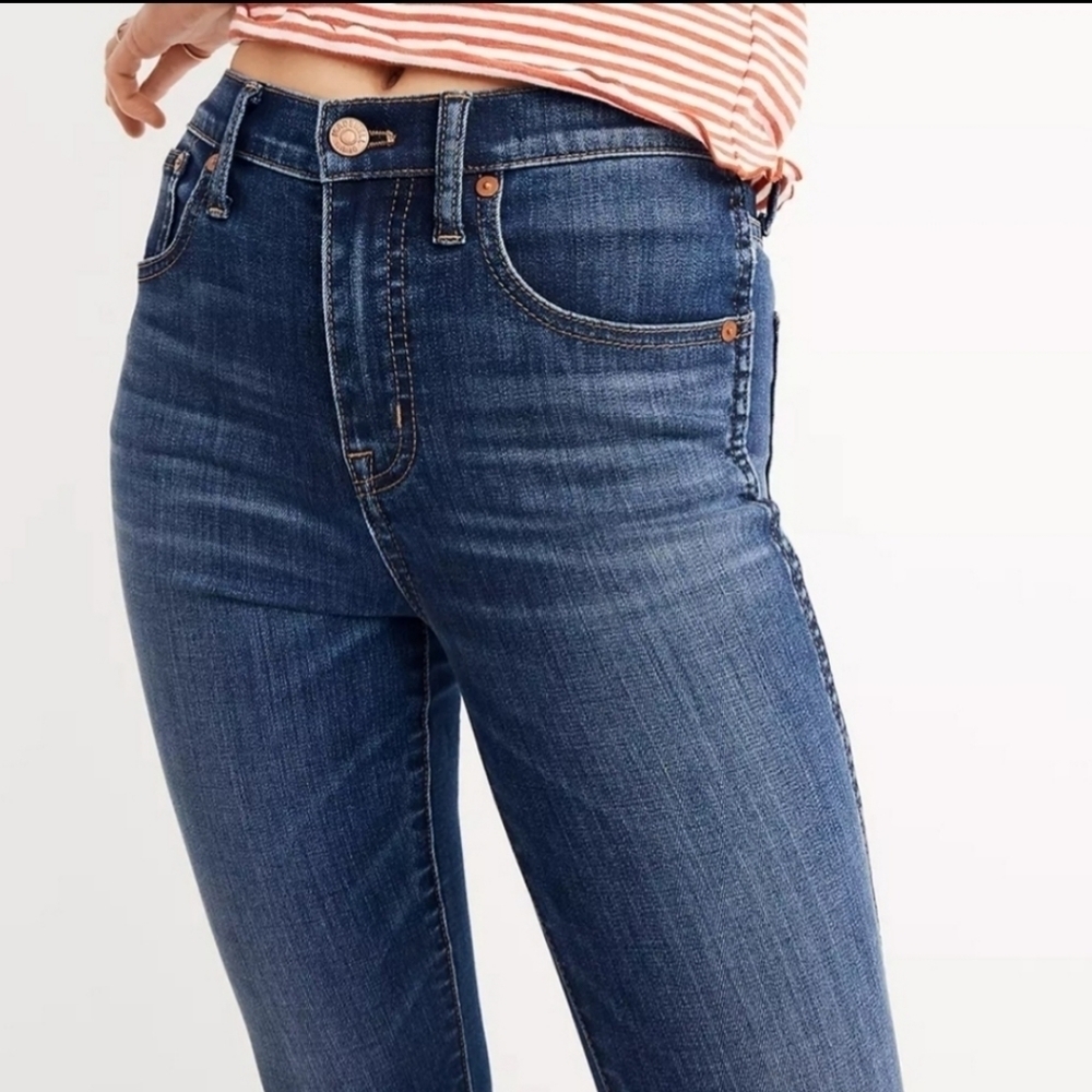 SALE*- Madewell Jeans dark wash premium jeans stretch HIGH RISE sz.28